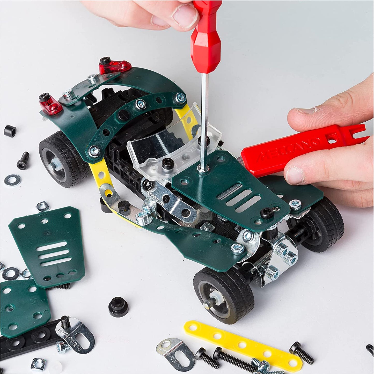 Meccano 5-in-1 Roadster Cabriolet